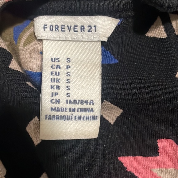 Forever 21 tribal romper with heart cutout back - Picture 4 of 4